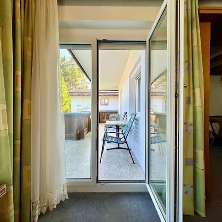 Haus St. Georg Apartamento *