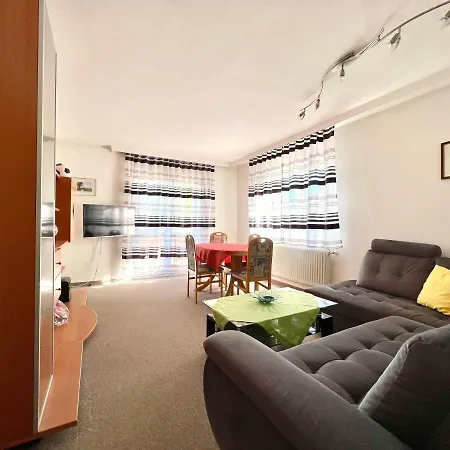 Haus St. Georg شقة